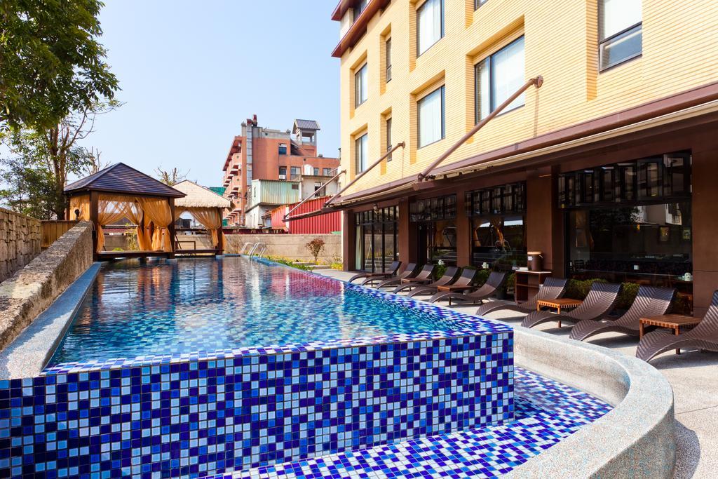 The Loft Seaside Suites Jinshan Exterior photo