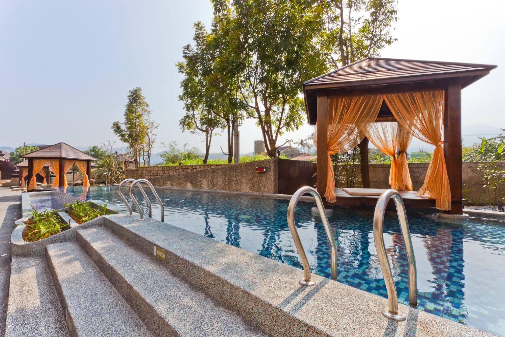 The Loft Seaside Suites Jinshan Exterior photo