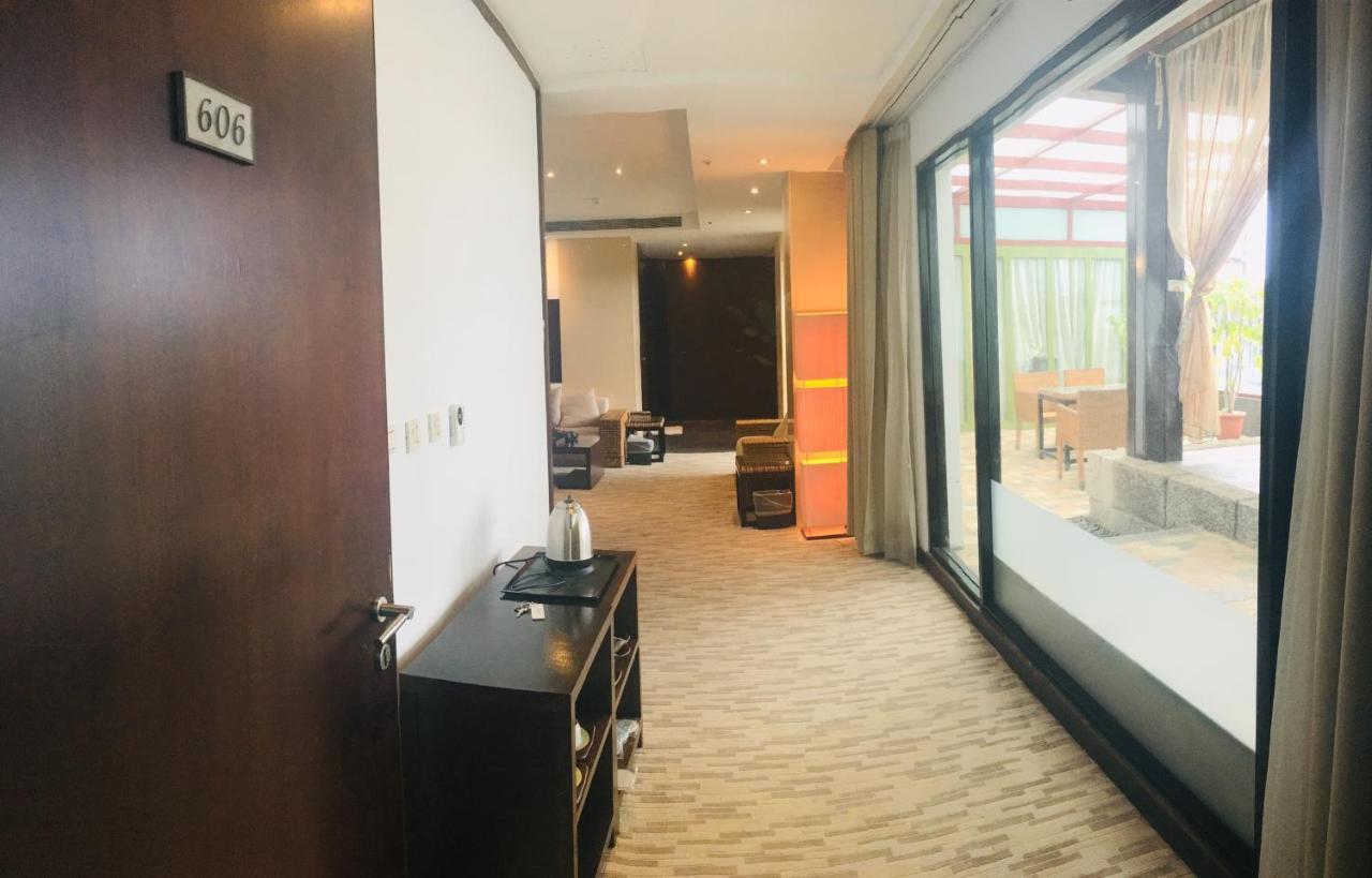 The Loft Seaside Suites Jinshan Exterior photo